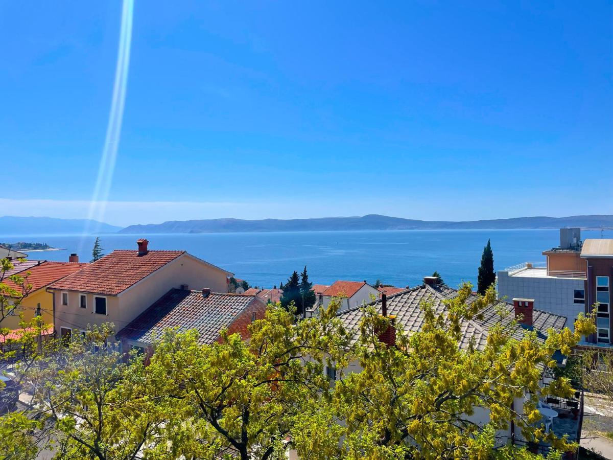 Apartmani Milan Crikvenica Eksteriør billede