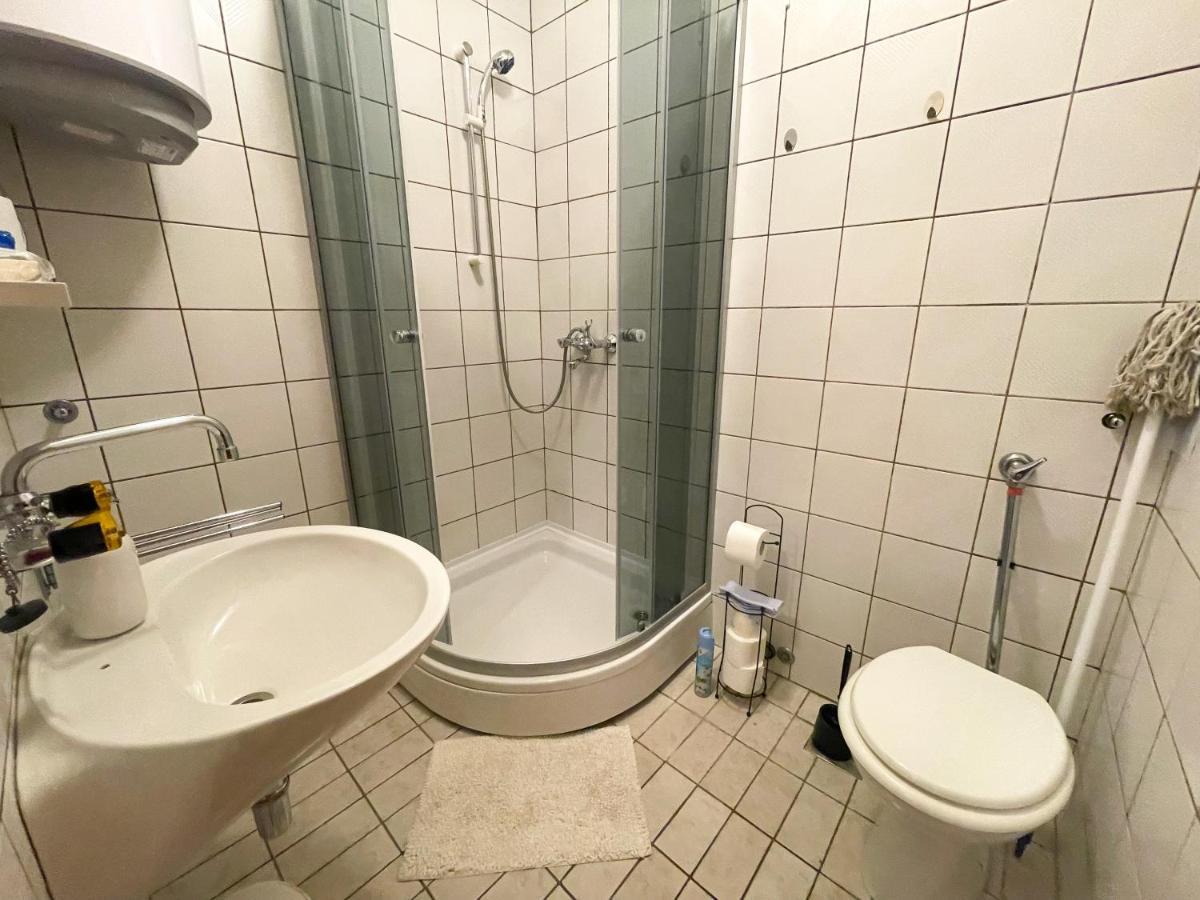 Apartmani Milan Crikvenica Eksteriør billede
