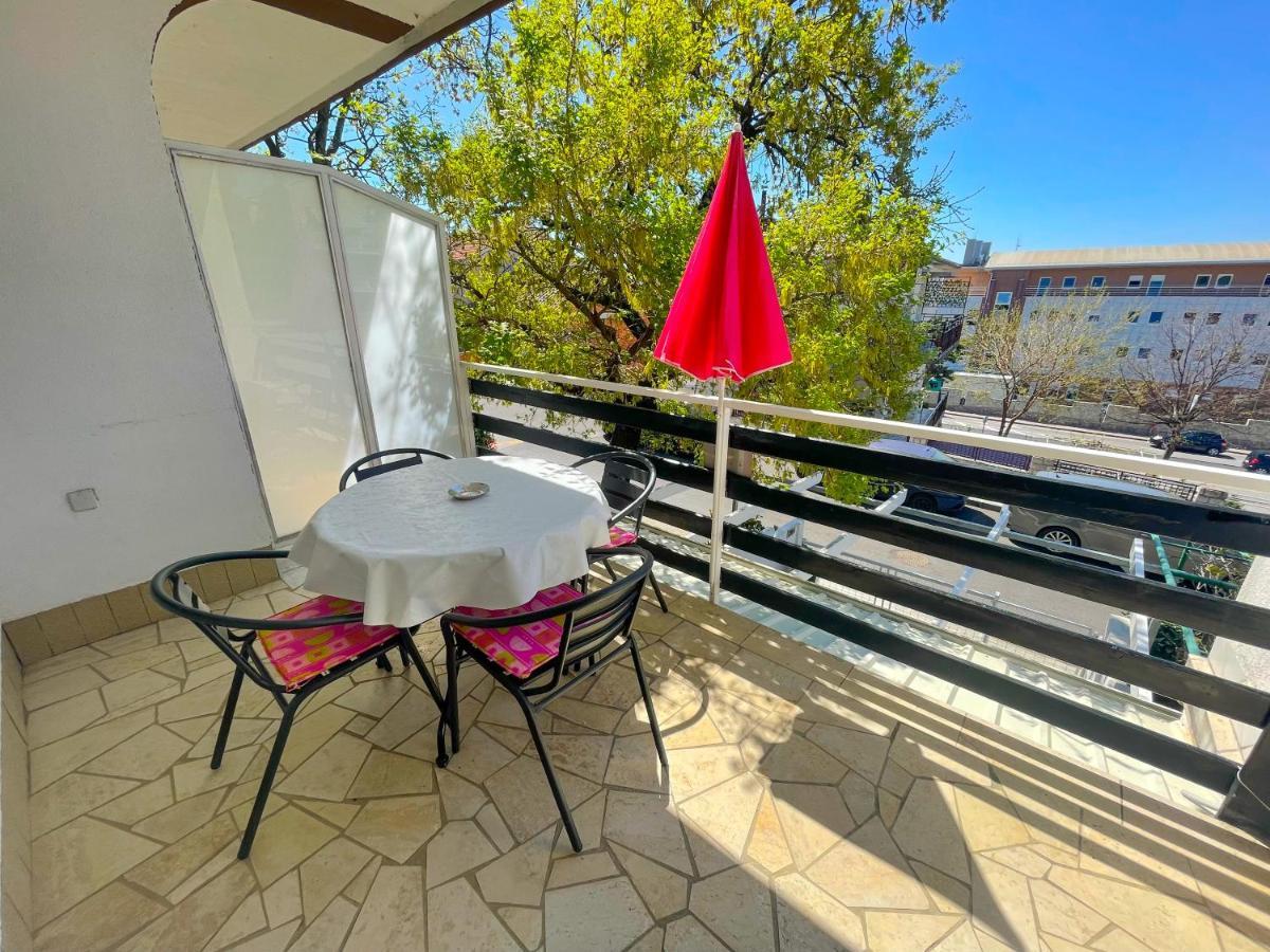 Apartmani Milan Crikvenica Eksteriør billede