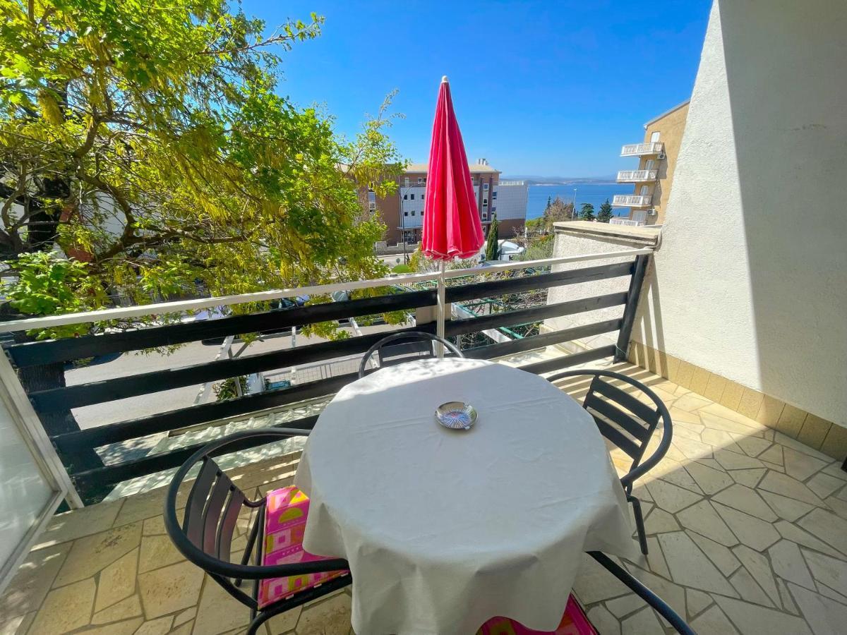 Apartmani Milan Crikvenica Eksteriør billede
