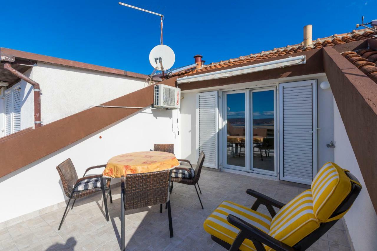 Apartmani Milan Crikvenica Eksteriør billede