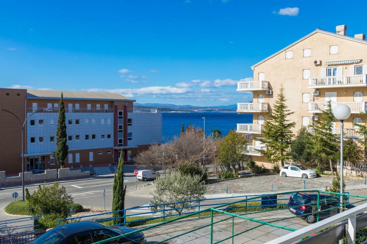 Apartmani Milan Crikvenica Eksteriør billede