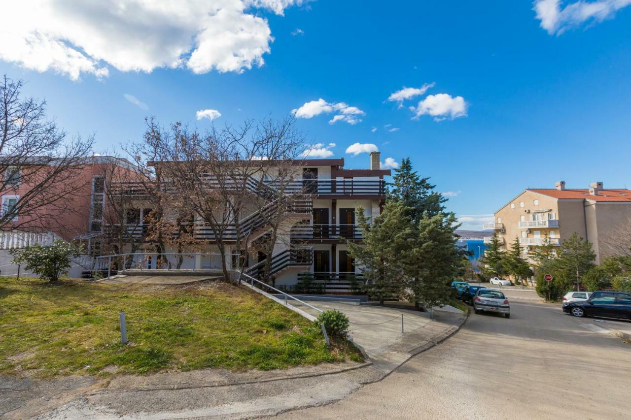 Apartmani Milan Crikvenica Eksteriør billede