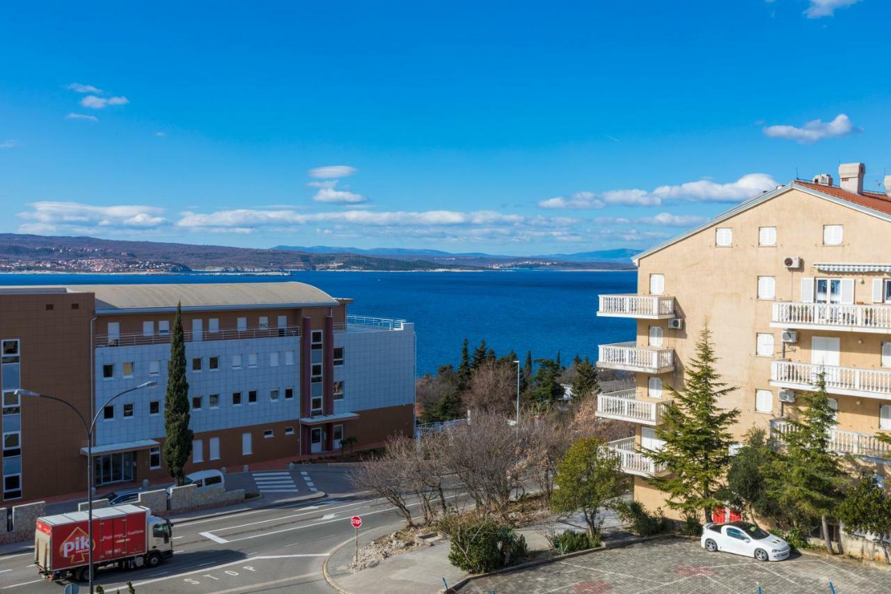 Apartmani Milan Crikvenica Eksteriør billede