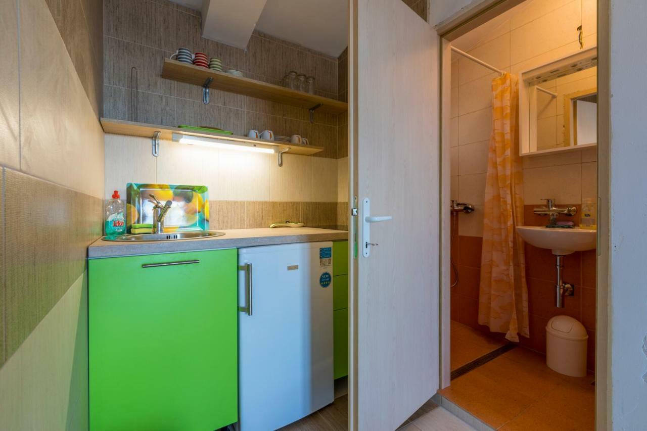 Apartmani Milan Crikvenica Eksteriør billede